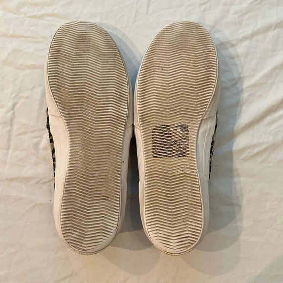 Michael Kors Women's Keaton MK Logo Slip On Sneakers Shoes 9.5 gray black - Picture 6 of 11